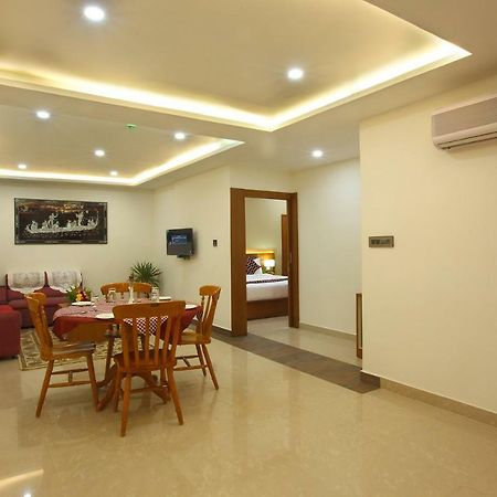 Hotel Rohini International Kallar  ภายนอก รูปภาพ