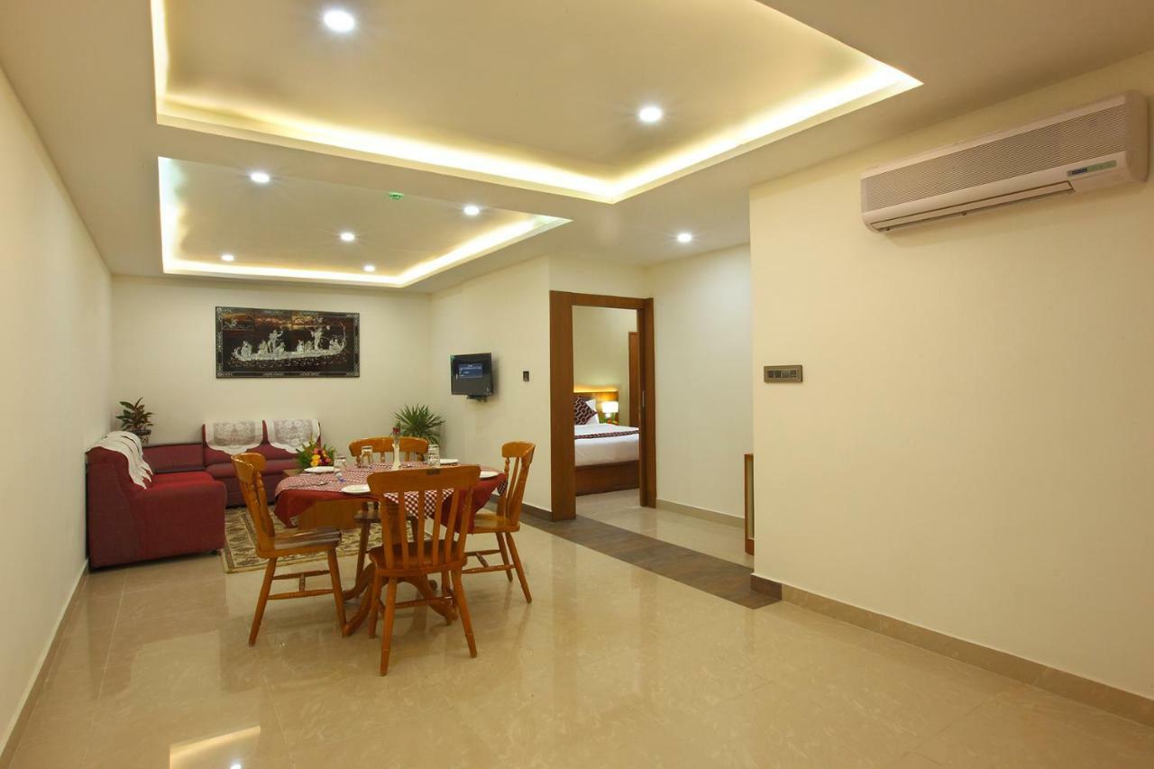 Hotel Rohini International Kallar  ภายนอก รูปภาพ