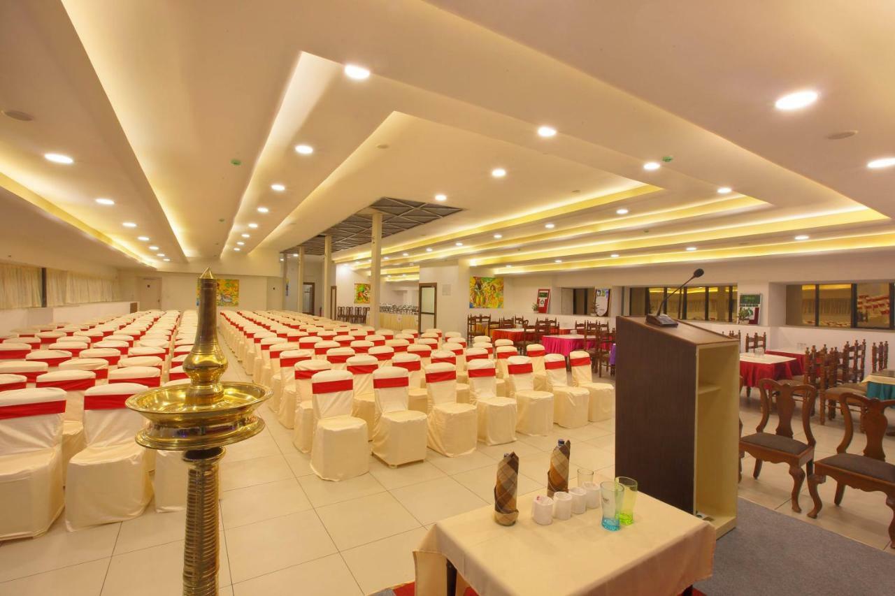 Hotel Rohini International Kallar  ภายนอก รูปภาพ