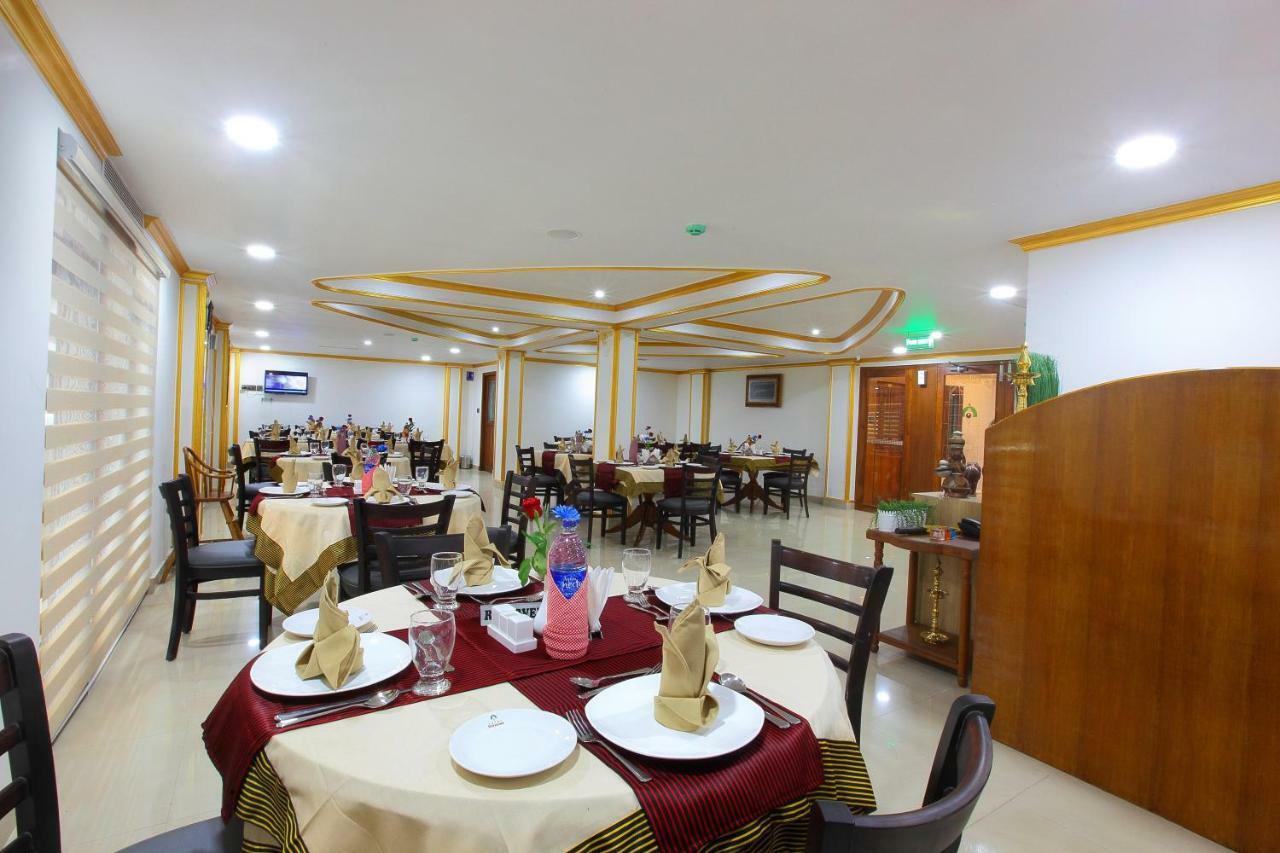 Hotel Rohini International Kallar  ภายนอก รูปภาพ